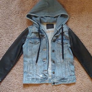 Blank NYC Jean jacket w/faux leather sleeves